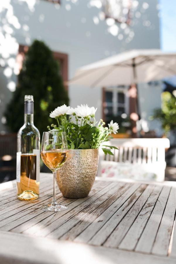 Krone Martinsthal Eltville am Rhein Kültér fotó